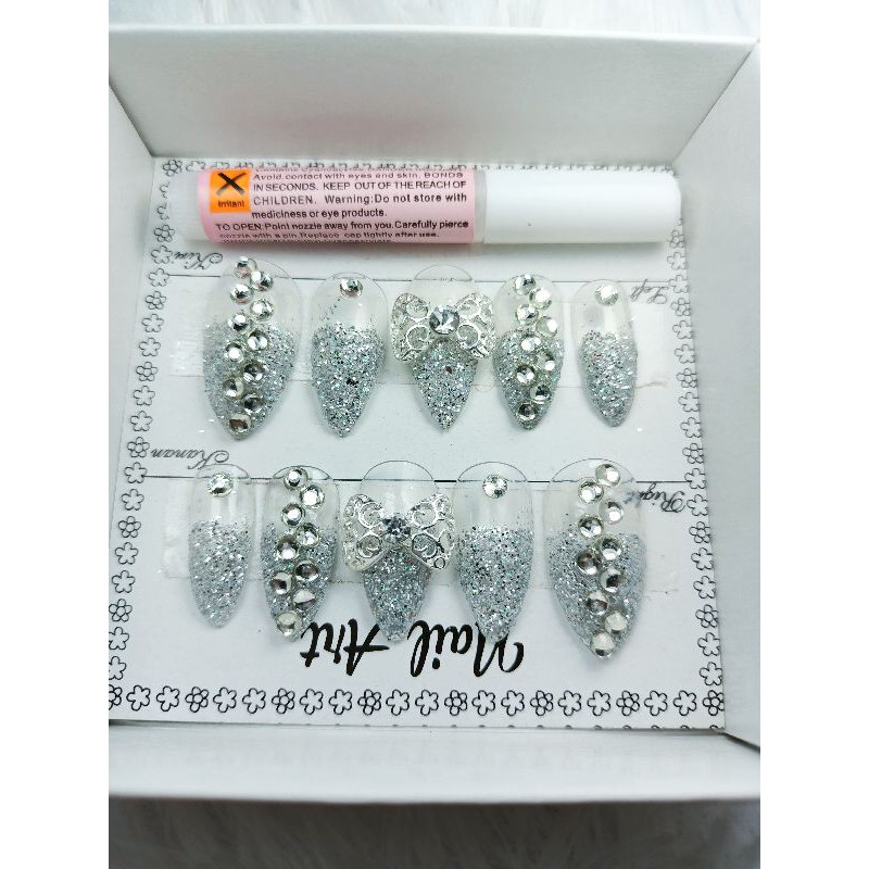 kuku palsu wedding mewah + bonus lem + beli 2 dapat bonus sticker kuku ya