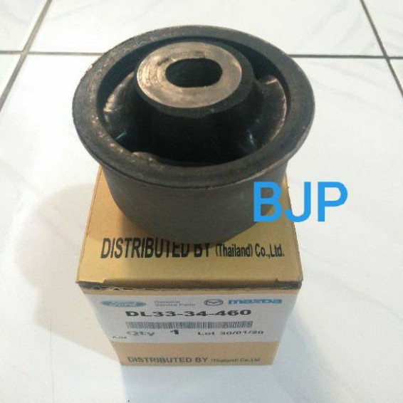 BUSHING ARM BESAR MAZDA 2 ATAU BUSHING LOWER ARM DEPAN MAZDA 2