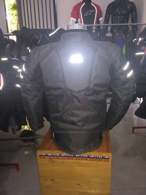 JAKET MOTOR HARIAN TOURING BRUTAL AXA OUTDOOR