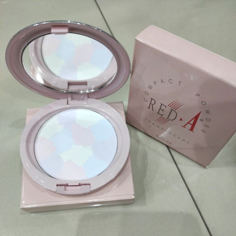 Red-A Compact Powder Translucent with Oil Absorber, Emollient &amp; Moisturizer