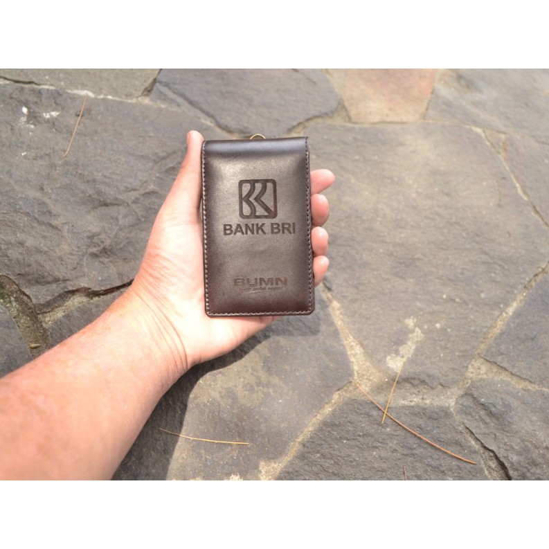 

Name Tag Id Card Holder Kulit Pegawai Bank BRI