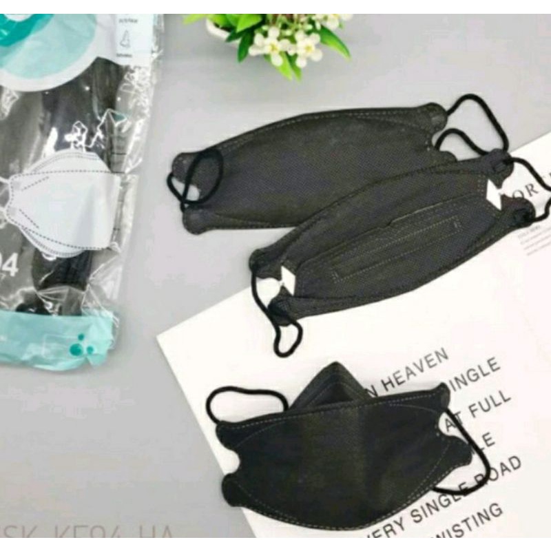 Masker KF94 Hitam Evo Mask