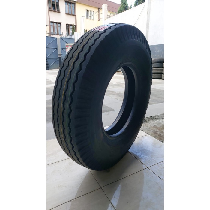 Bridgestone EMSA 900/20 Ban Truk 9.00 - 20