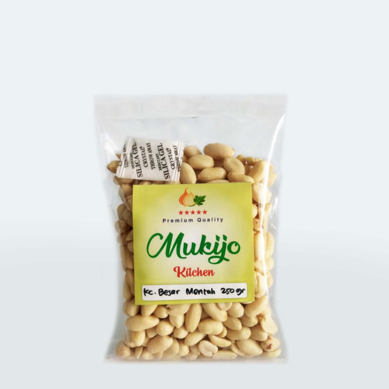Kacang Tanah Kupas Mentah-Kualitas Super-Bisa Digoreng Pake Pasir Sangrai/Minyak- Kemasan 250gram