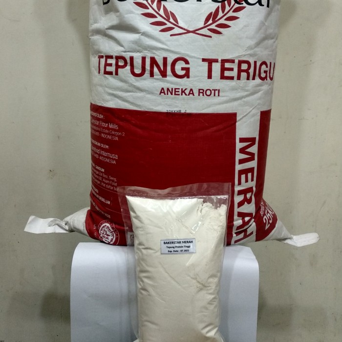 

cs01477 Tepung Protein Tinggi / Bakerstar Merah (Repack 1Kg) Da01D100