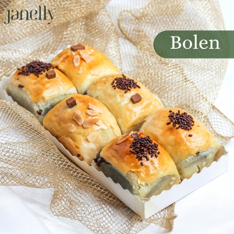 

Kue Bolen Pisang isi 8 PCS, Parcel Pia Bolen Enak Murah Bolen Pisan Isi Bolen Premium