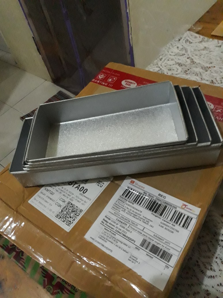 Loyang Brownies 1 Set Isi 5 Bahan Galvalume