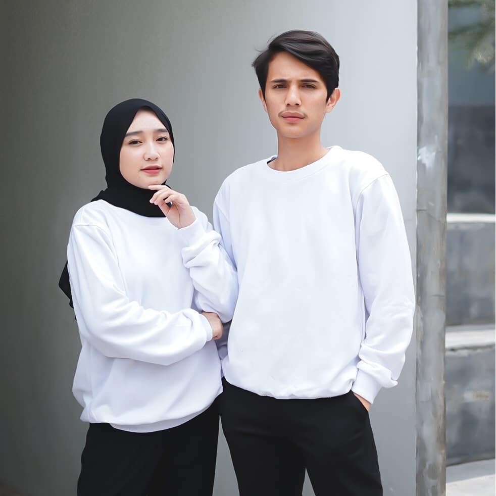 BASIC SWEATER POLOS UNISEX COWO &amp; CEWE Terlaris M - XL