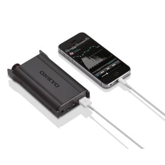 ONKYO DA CONVERTER AND HEADPHONE AMPLIFIER DAC HA 200  BLACK