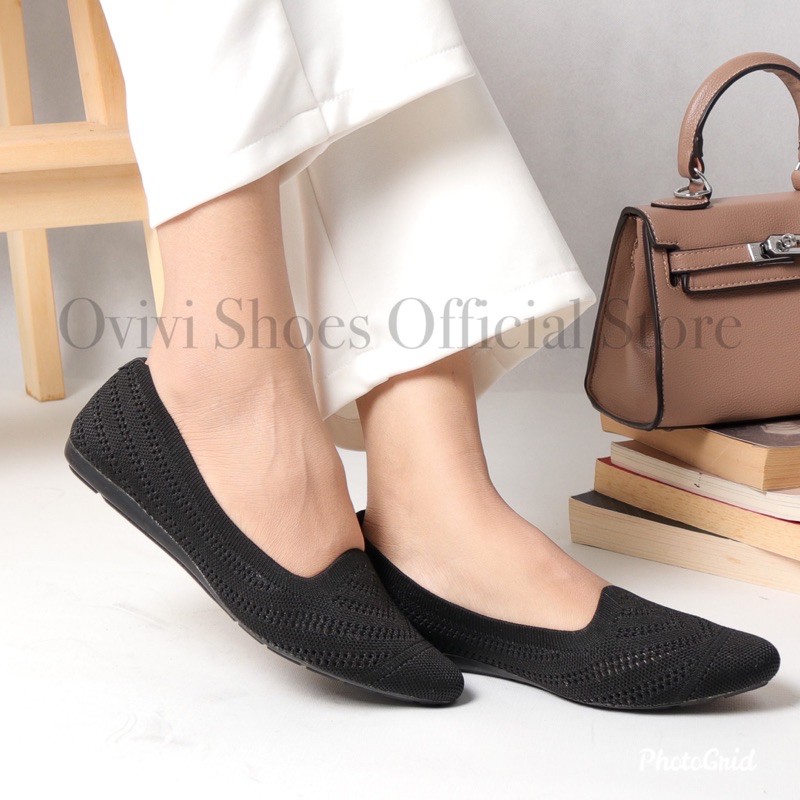 FLAT SHOES  SEPATU WANITA MOTIF BAHAN RAJUT IMPORT GENIO