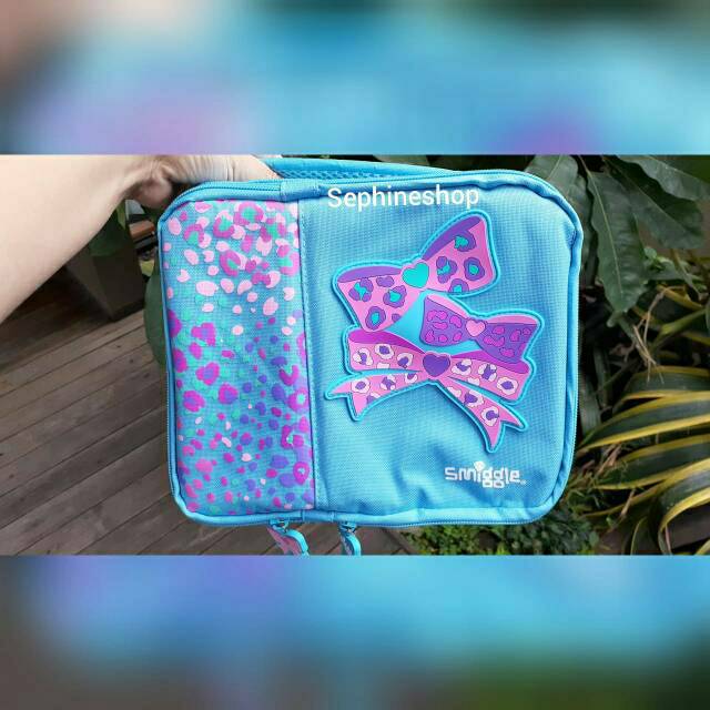 TAS BEKAL LUNCHBOX SMIGGLE ORIGINAL ANAK PEREMPUAN SD 2 SISI MOTIF KARAKTER LUCU