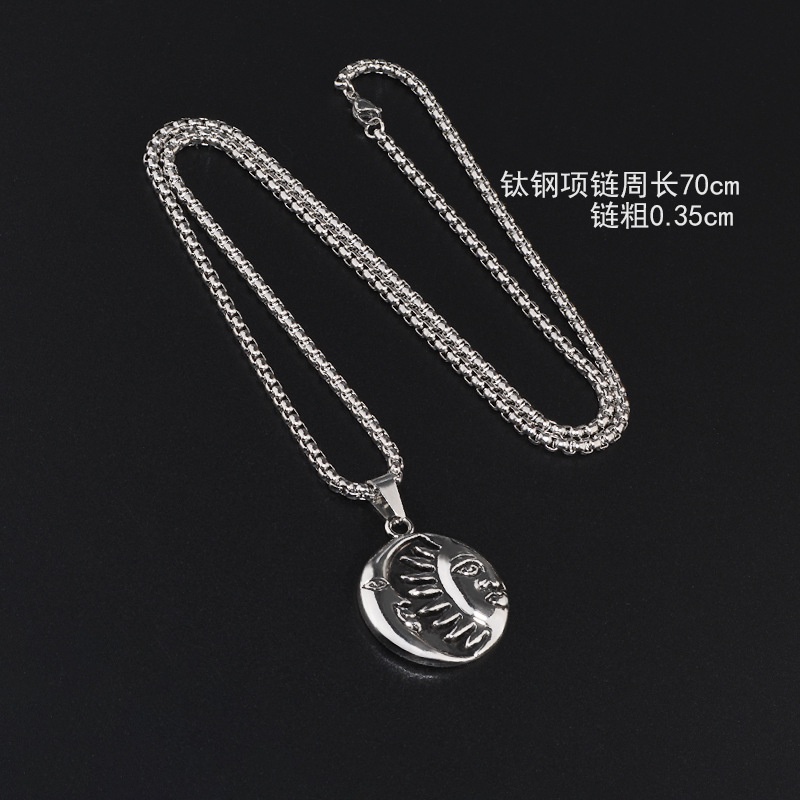 Kalung Rantai Liontin Matahari / Bulan / Gigi Serigala Gaya Retro Punk Hip Hop Untuk Pria / Wanita