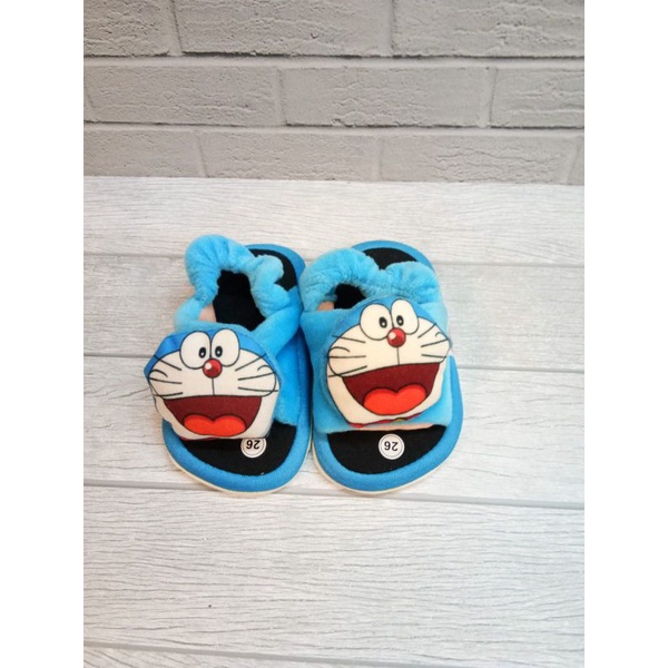 Sandal Boneka Balita Karakter Dengan Tali Belakang (1) kg= 20 pasang-doraemon