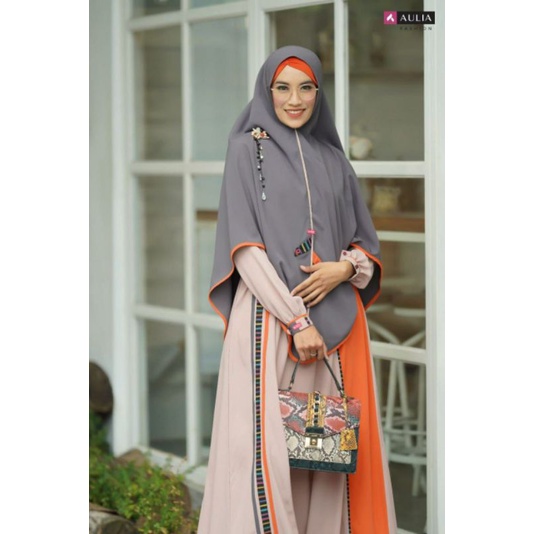 Aulia Gamis Set Daniya Cream Grey Ori