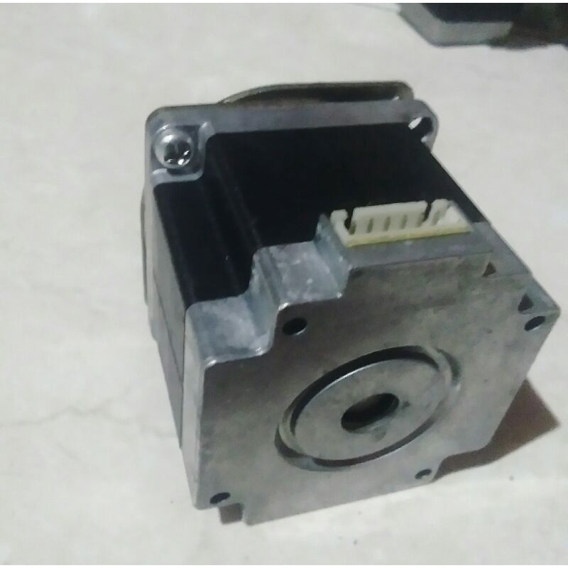 Minebea motor stepper 23KM - K346 - P1V  2,3A MADE IN THAILAND