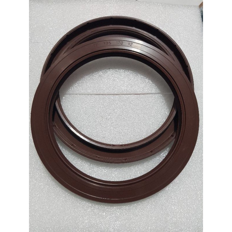 

Oil Seal Tc 135×170×12mm Viton