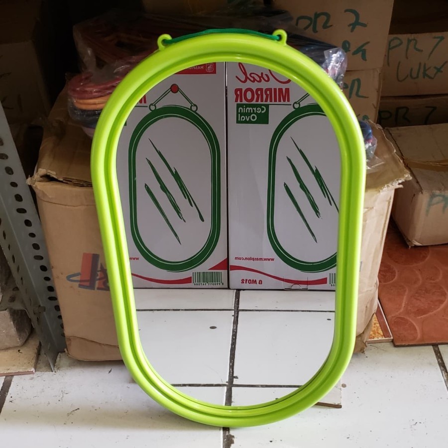 MASPION Cermin Oval / Cermin Gantung Kamar Mandi BM 012