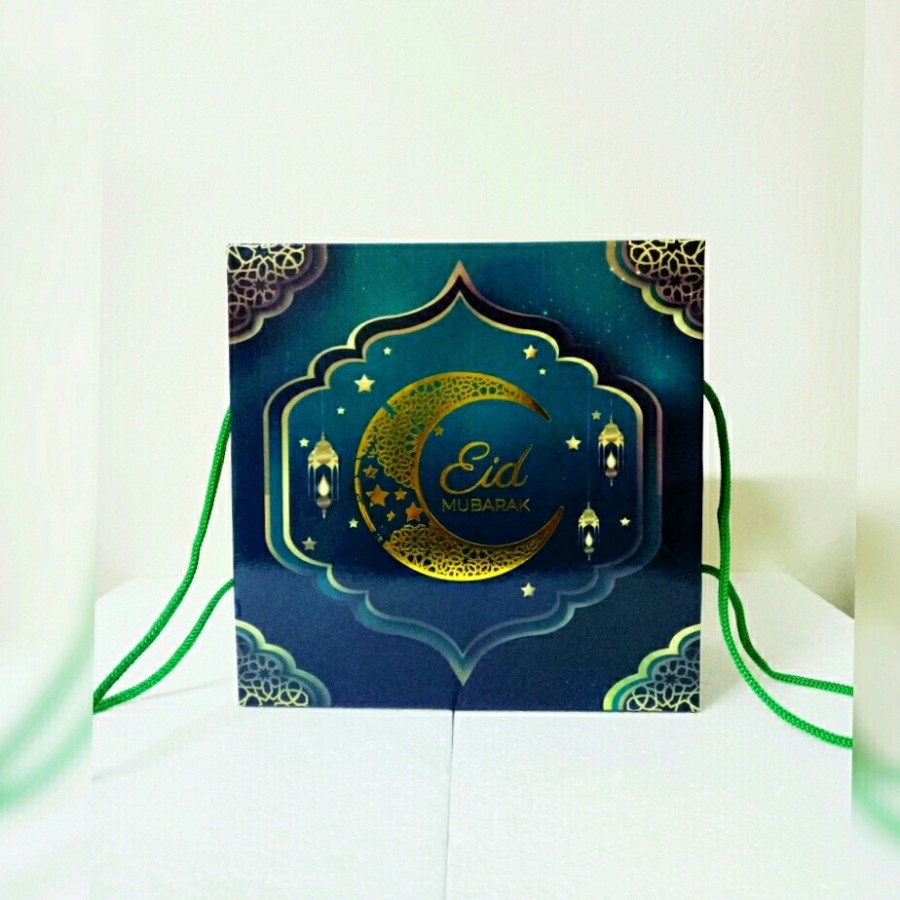 

Dus Idul Fitri + Tali ( 22cm x 22cm x 10 cm)