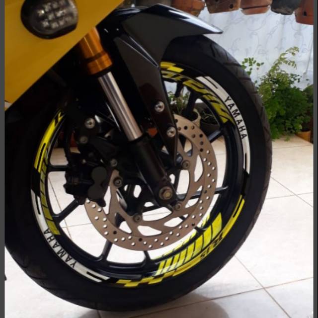 Stiker velg R15 v3 vva