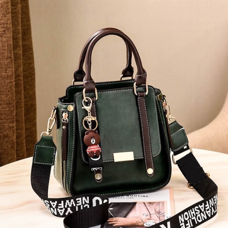 JK 678 TAS SELEMPANG BAG IMPORT BATAM T535 E6193 C8054 - U3481 Y9491 Z9823