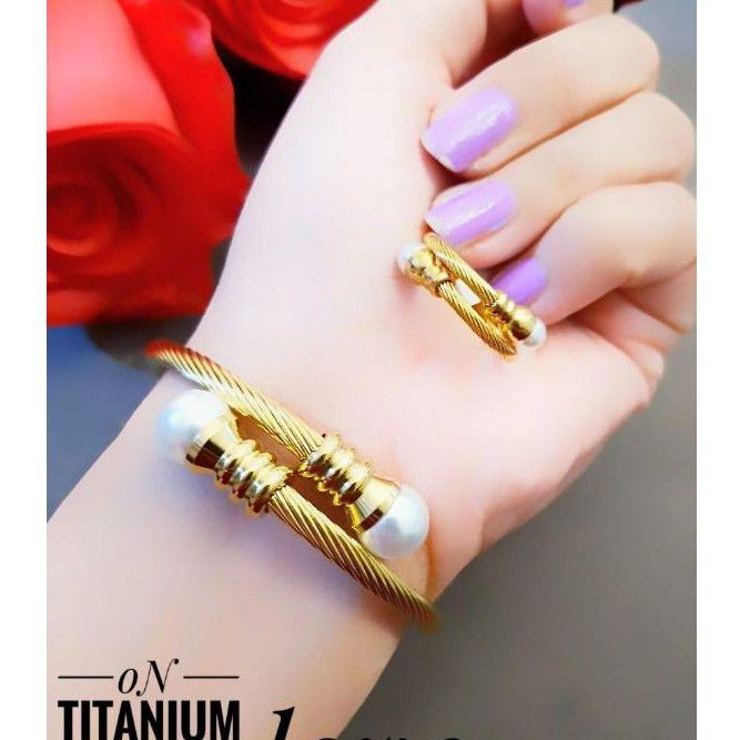 Titanium Perhiasan Set Gelang dan Cincin L467