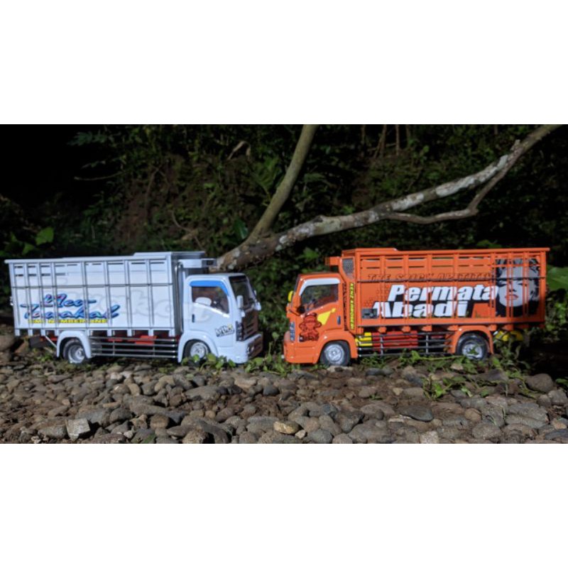 truk oleng. miniatur truk oleng indonesia, truk oleng mania. miniatur truk oleng bisa belok bisa ole