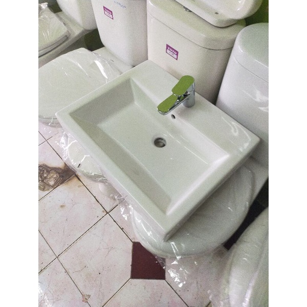 wastapel Toto LW 647 cj