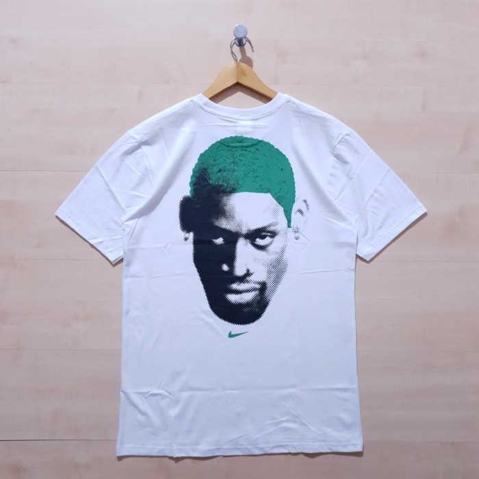 KAOS T SHIRT NIKE X DENNIS RODMAN GREEN HAIR TEE WHITE - M