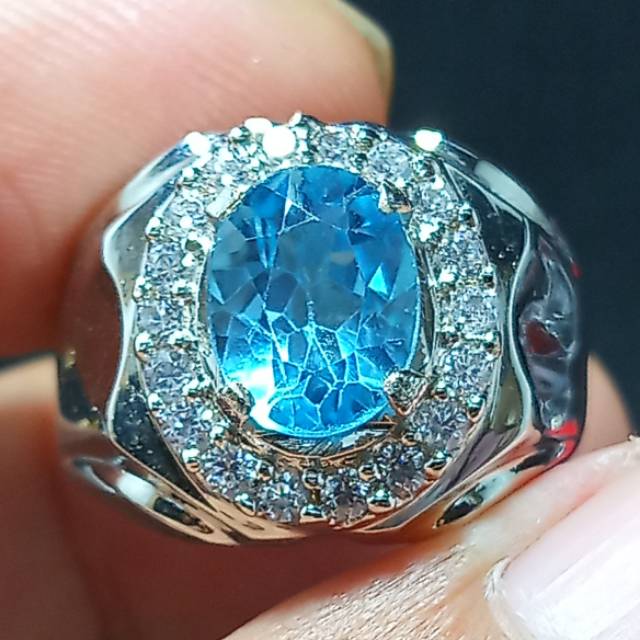 Batu blue topaz natural