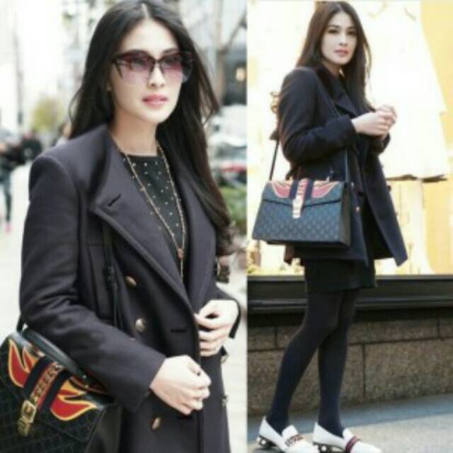 Sandra dewi coat