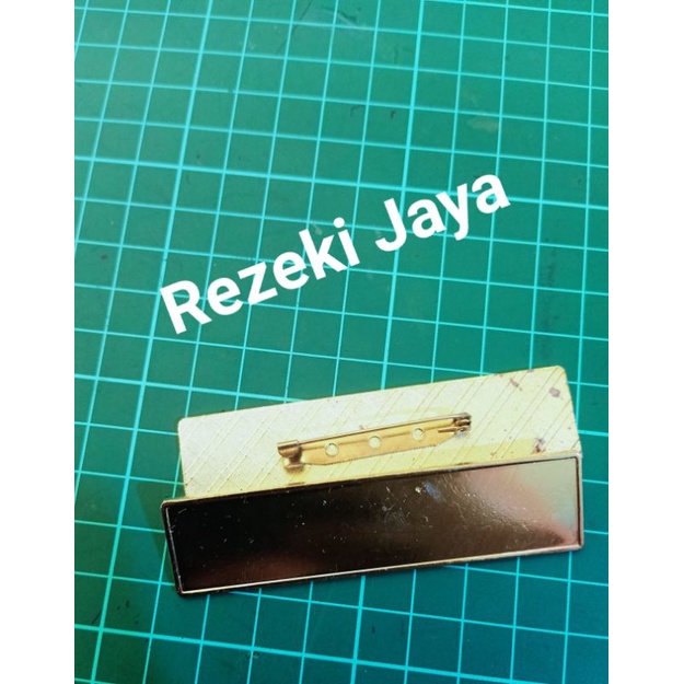 

PLAT KUNINGAN POLOS NAME TAG PAPAN KUNINGAN ini NAMA DADA PENITI