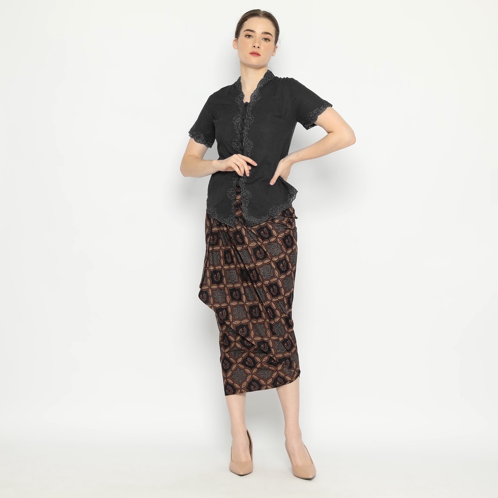 ROK LILIT BATIK Skirt Kebaya Instan Modern Wanita Warna Hitam Coklat 729555 Cap 72 - Rok Batik Lilit Bawahan Skirt Kamen Kebaya Songket Batik Panjang Plisket Span Instan Jadi Bali Lembaran Premium Modern Untuk Wanita Kondangan