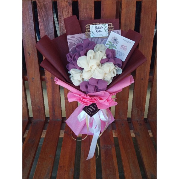

Buket Hijab Paris 2 pcs