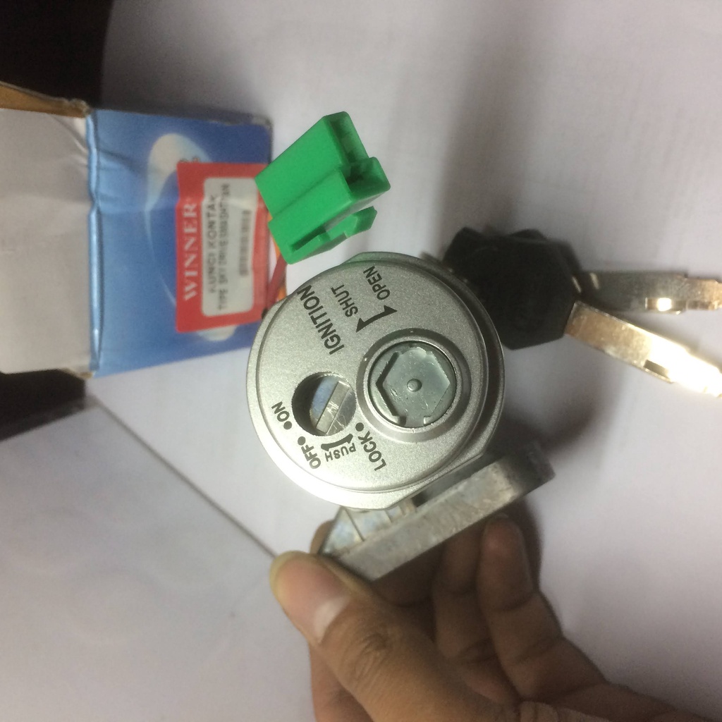 KUNCI KONTAK KEYSET SUZUKI SKYDRIVE SMASH TITAN