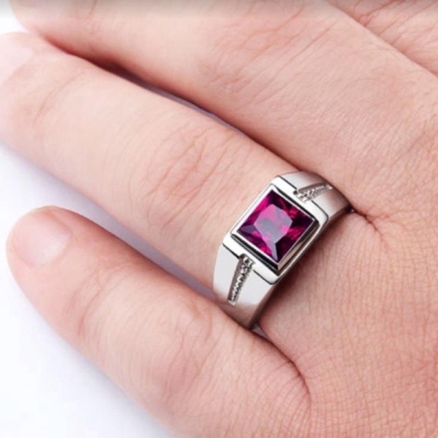 Cincin Batu Red Ruby Cubic Zirconia Rubi Merah Ring Warna Perak Minimalis Kantoran