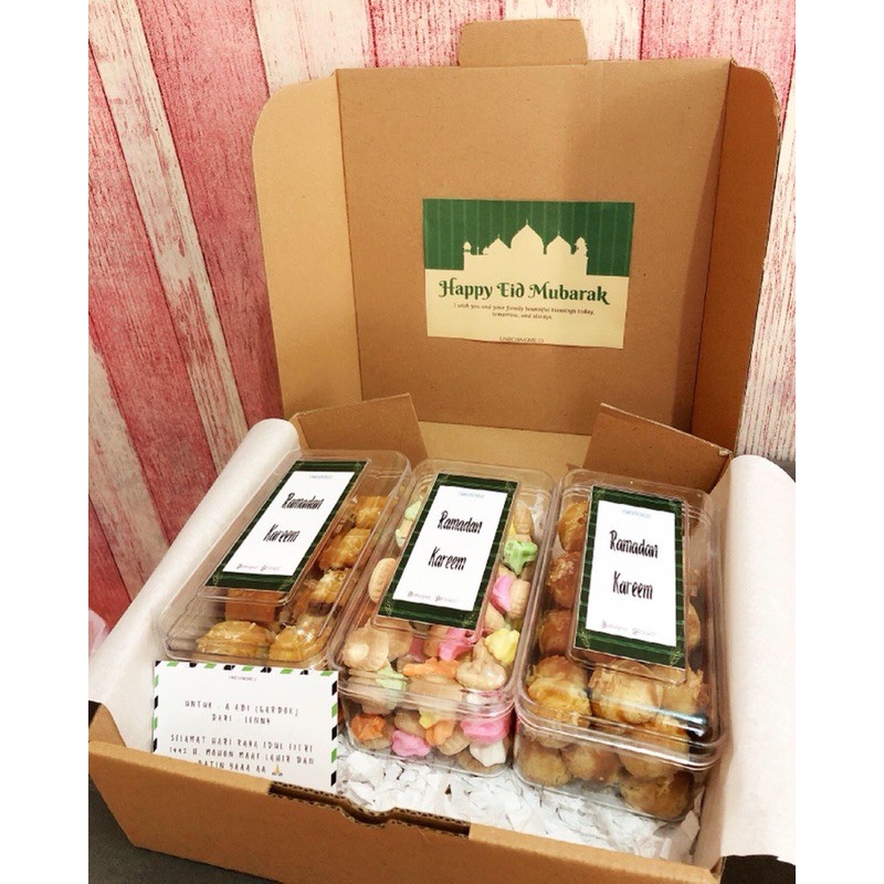 

hampers gift box kado ultah kado wisuda kado wedding