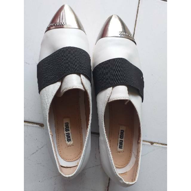 SEPATU MIU MIU ORIGINAL PRELOVED MASIH MULUS