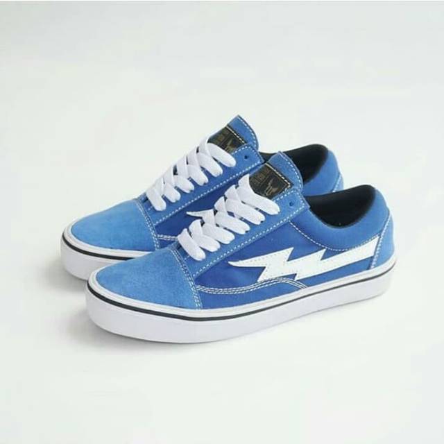 Sepatu Word Division Cls Blue