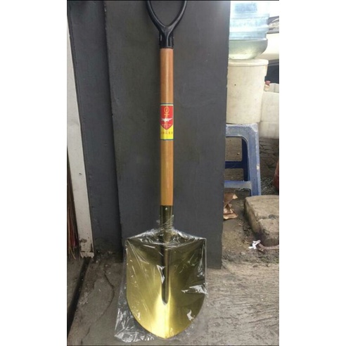 Skop Pasir Lancip Gg Kayu Merk Crocodile