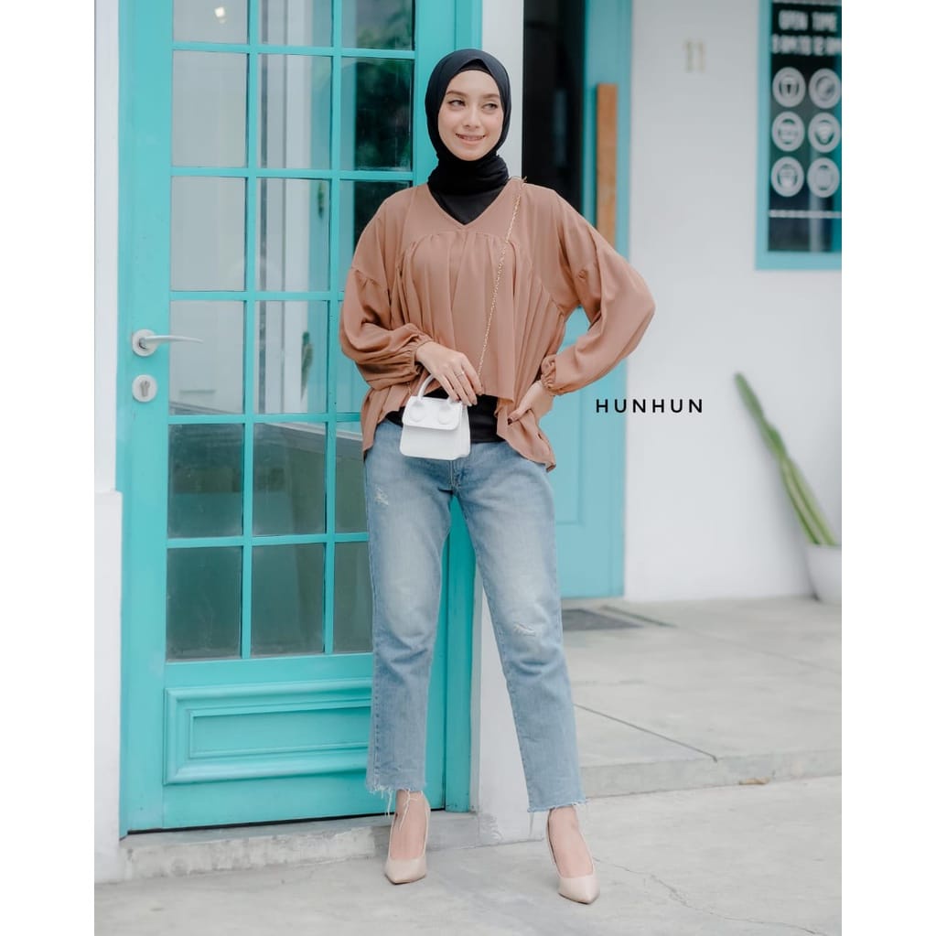 B.1006  blouse dealova