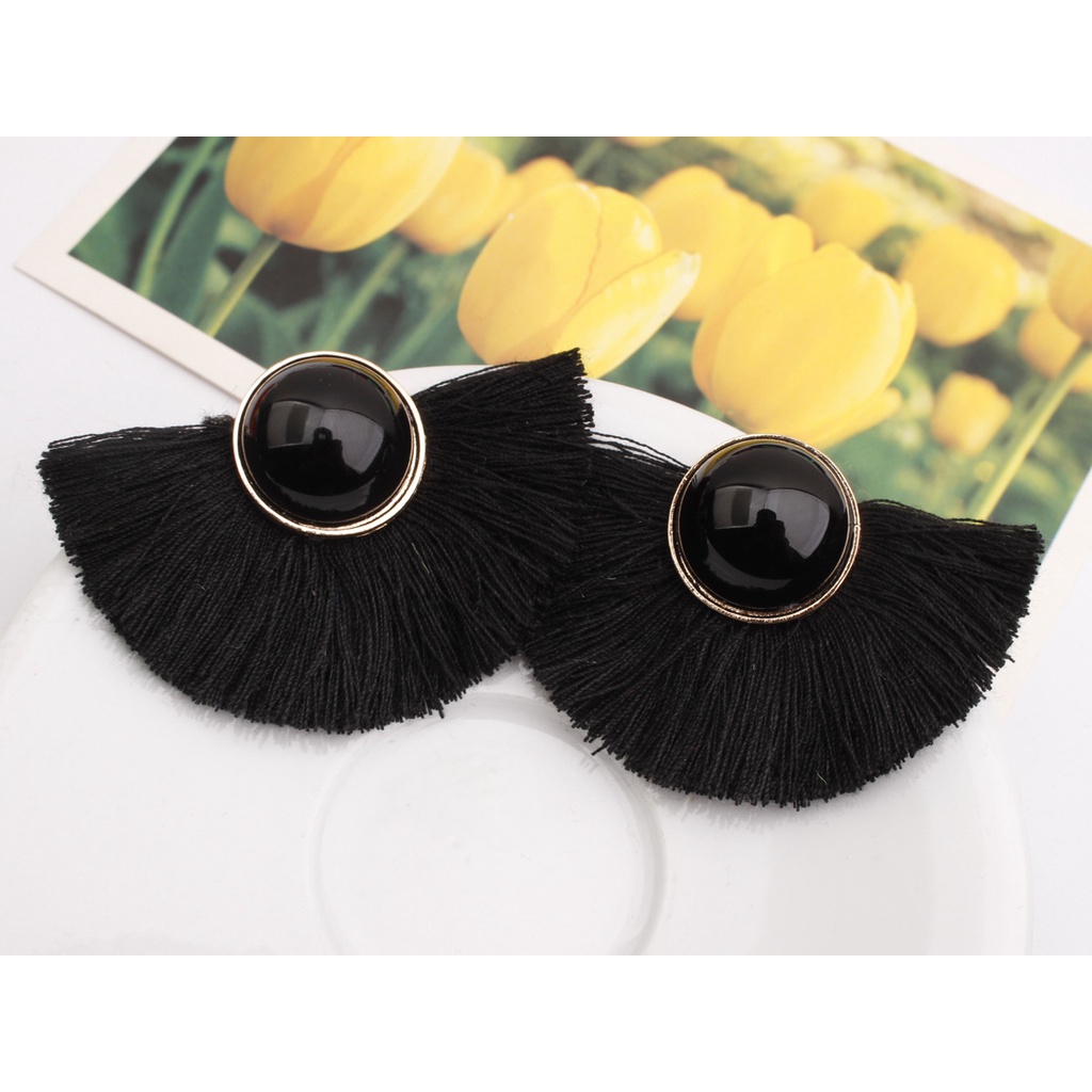 Eropa dan Amerika terkenal Bohemian nasional gaya rumbai anting-anting hand-woven bulat fashion stud