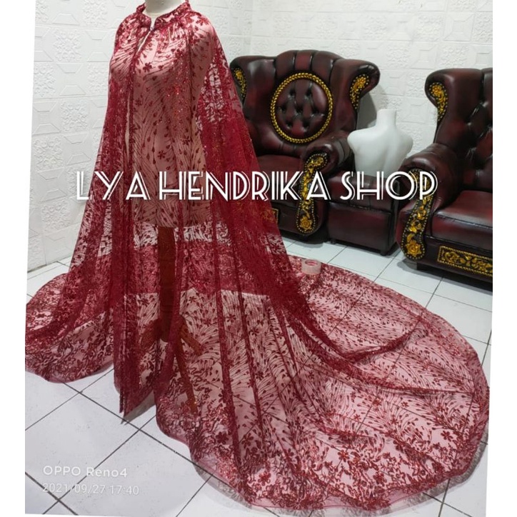 Jubah pengantin ekor