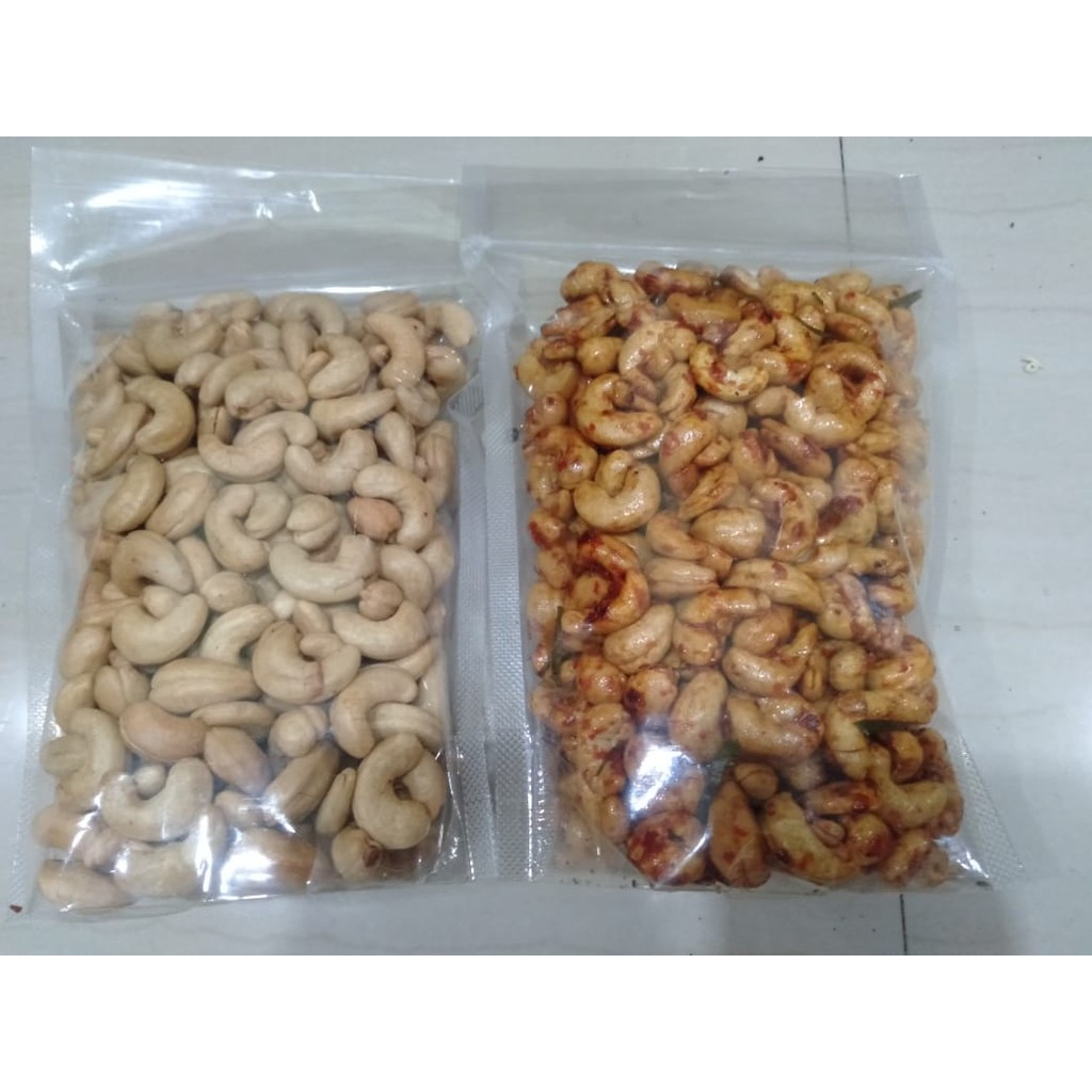 

Kacang Mete Pedas Manis/Mete pedas thailand Asli Wonogiri kemasan 500gram