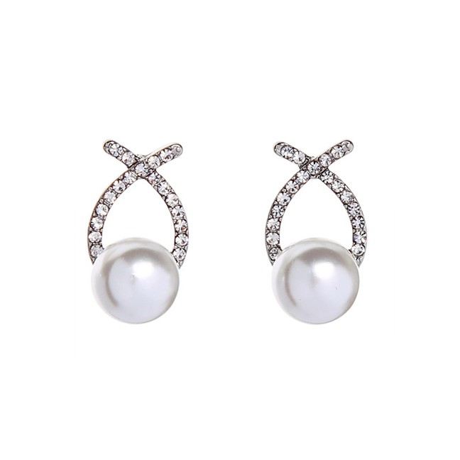 LRC Anting Tusuk Fashion Silver Cross Earrings With Pearl And Diamonds D82035