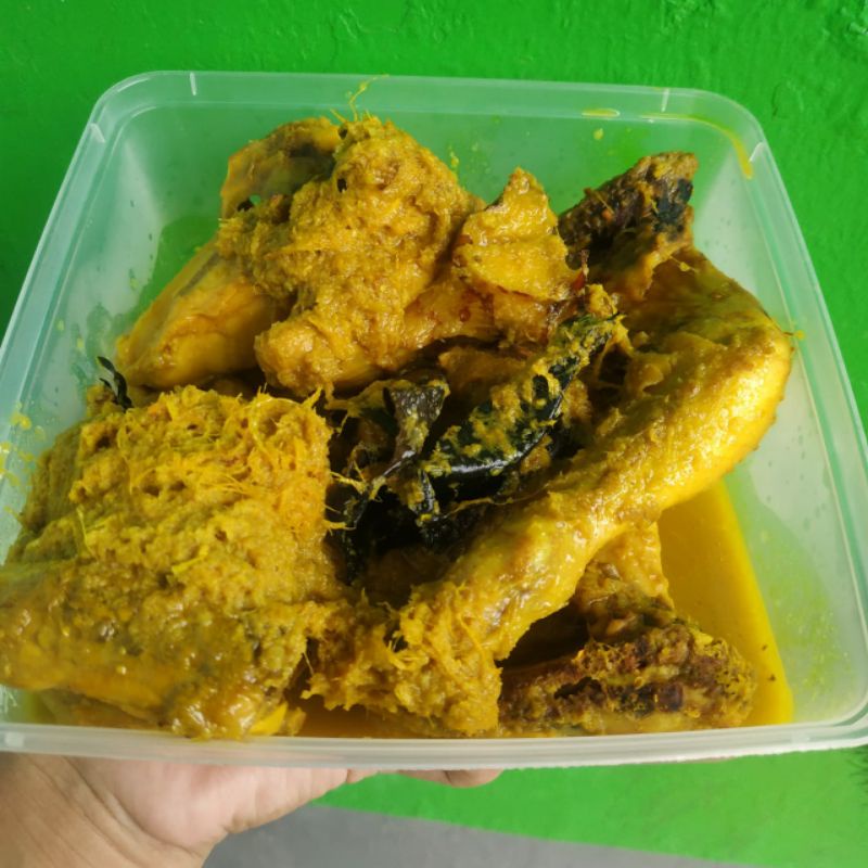 

Ayam ungkep bumbu kuning ayam serundeng ayam lengkuas siap goreng