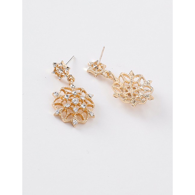 LRC Anting Tusuk Fashion Gold 925 Silver Needle Full Rhinestone Snowflake Openwork Flower Earrings