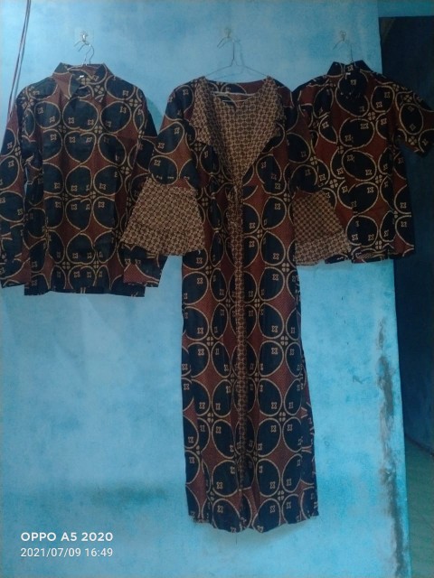 Maura Couple -batik Couple Keluarga Sania Ruffle Ori Ndoro Jowi Dnt Terbaru Motif Kawung Coklat