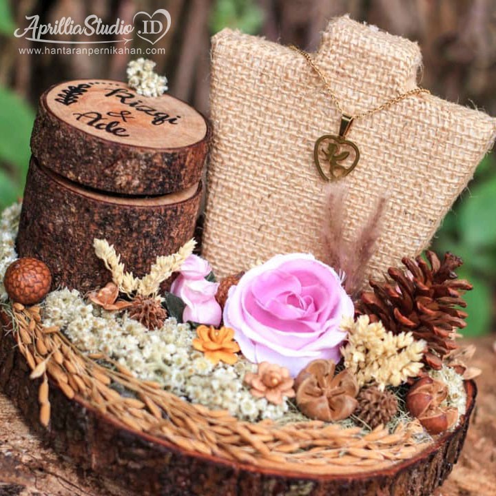 RING BOX KOTAK PERHIASAN KALUNG DAN CINCIN RUSTIC