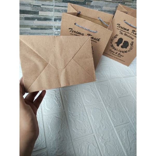

Sablon Paperbag / Tas Songgong Ukuran 18 x 12 x 22