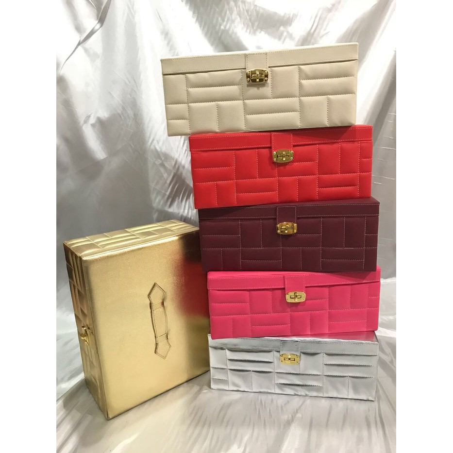 

Wedding souvenir - Kotak hantaran/kotak seserahan - LIMITED
